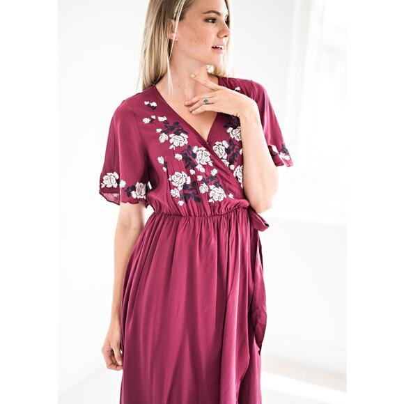 Jessakae - Rosebuds & Romance Maxi Dress in Burgundy - XL - Picture 2 of 14